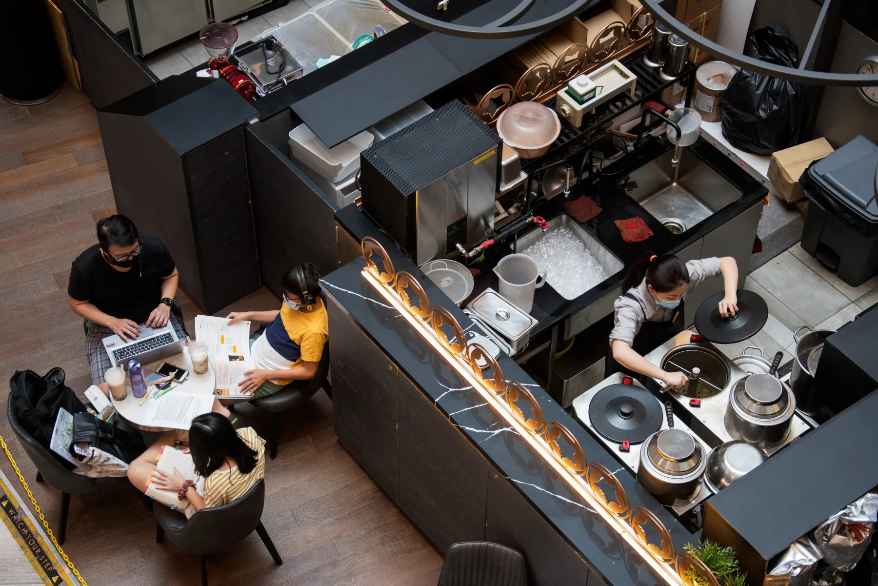 Buffet Service & Kitchen Planning for Hospitality Operations