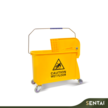 SECCO MOP BUCKET WITH ROLLER